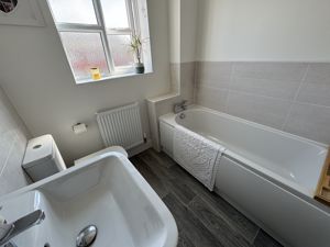 Family Bathroom- click for photo gallery